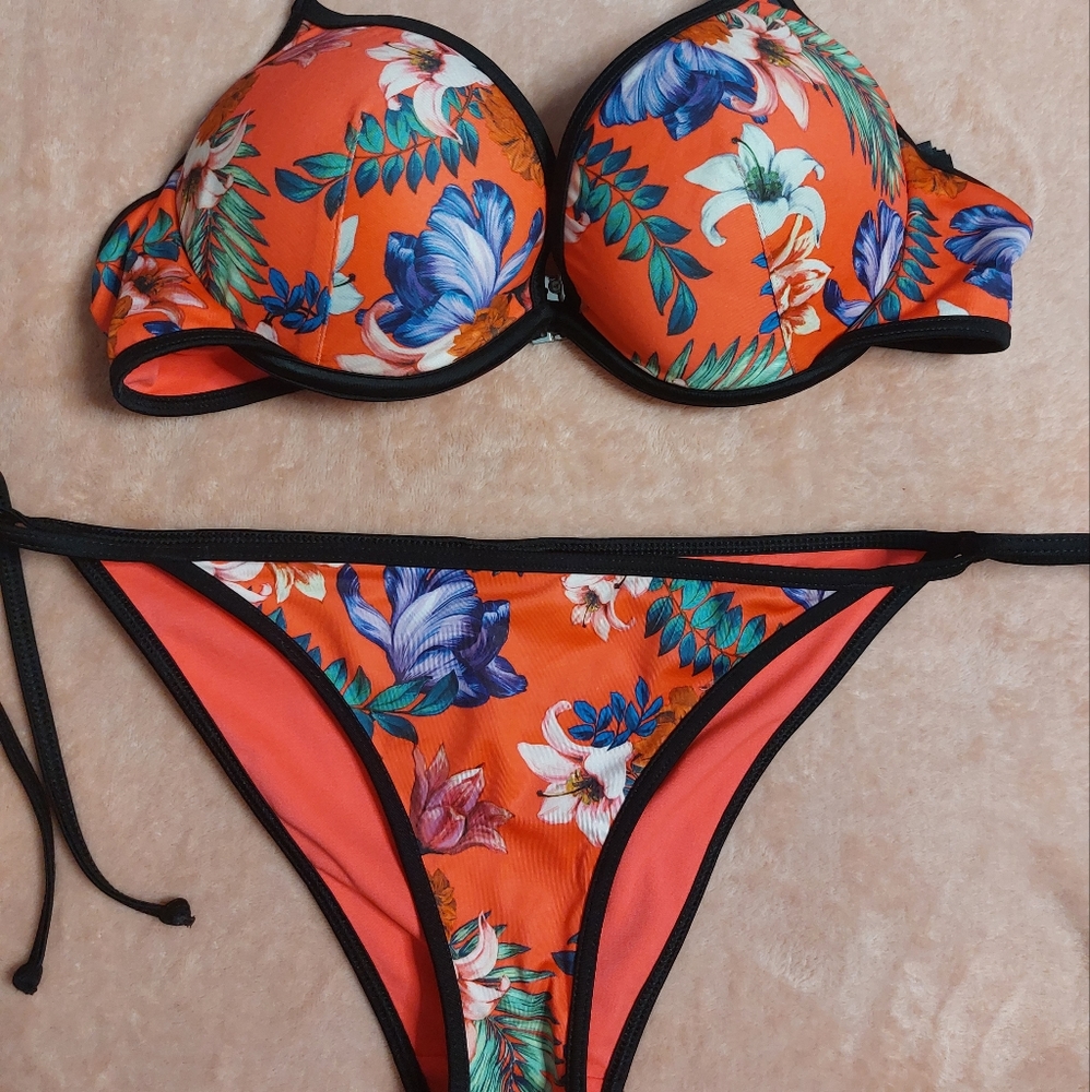H&M Tropical Floral Print String Bikini Size 36B - Picture 2 of 8